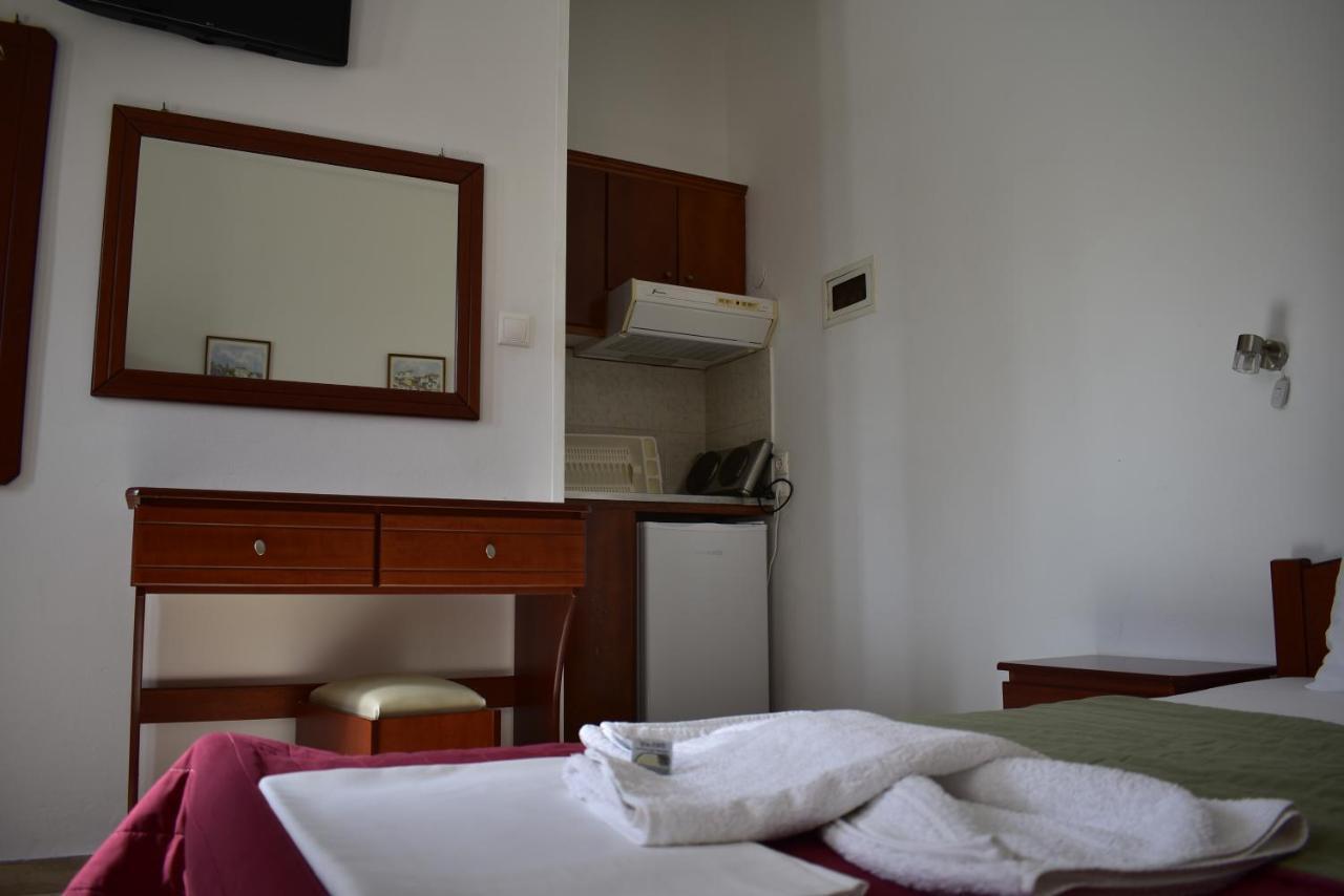 Michalis Place Apartments Василики Экстерьер фото
